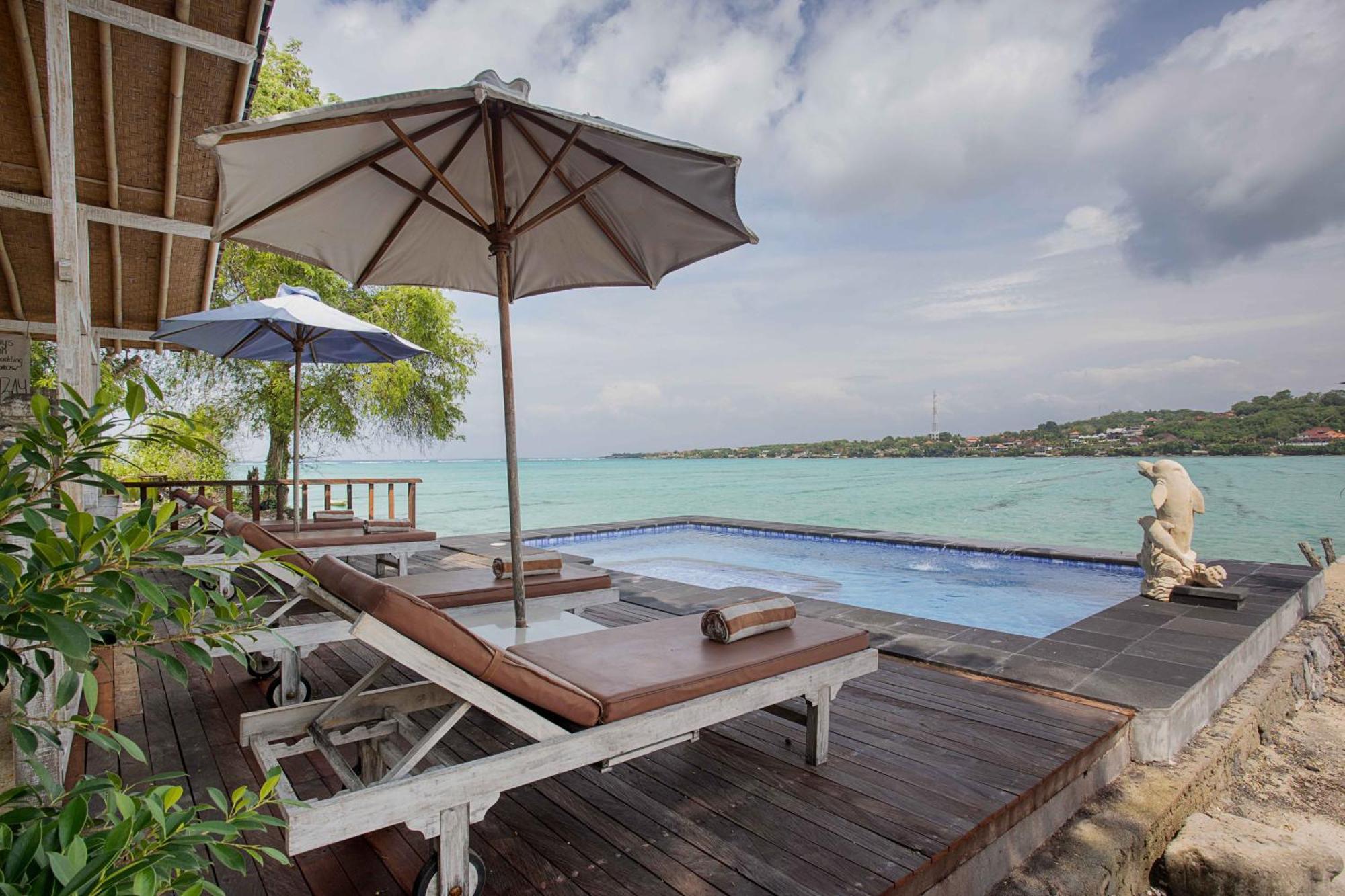 Wooden Beach Sunset Cottages Nusa Lembongan  Exterior photo